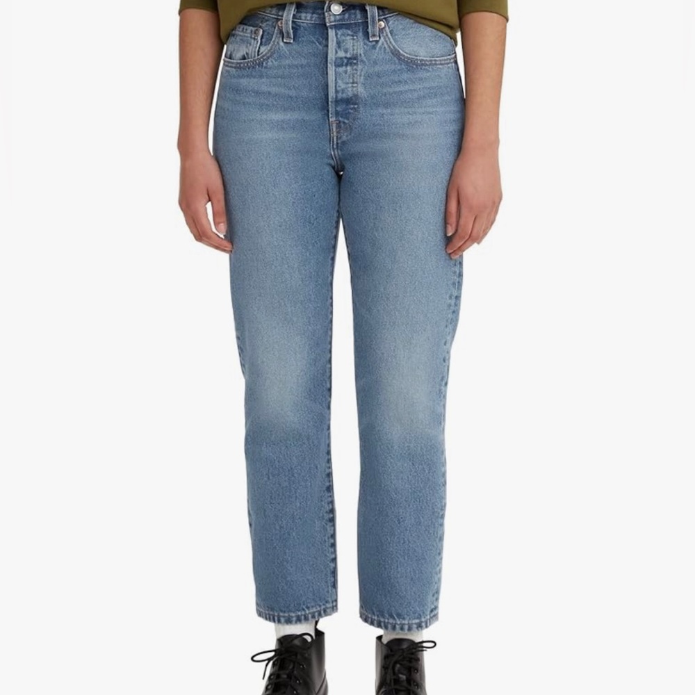 Levi's Women's 501 Crop Jeans | Oxnard Athens color | size 29